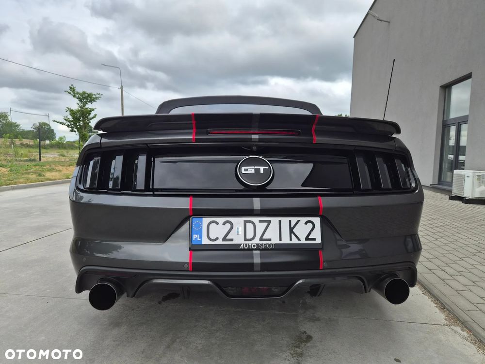 Ford Mustang - 6