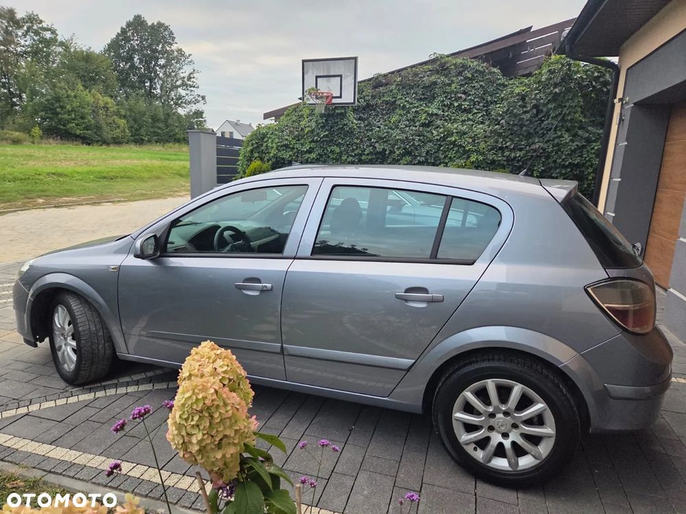 Opel Astra III 1.7 CDTI Cosmo - 7