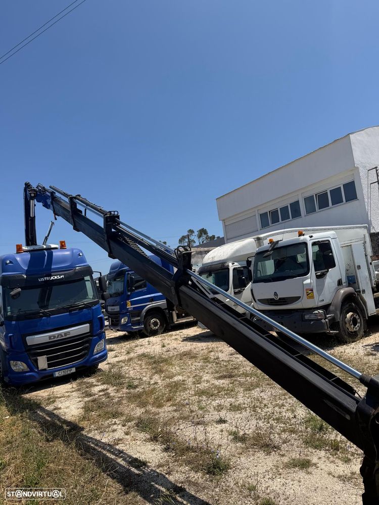 DAF CF 440 COM GRUA HIAB 228 COM COMANDO - 5