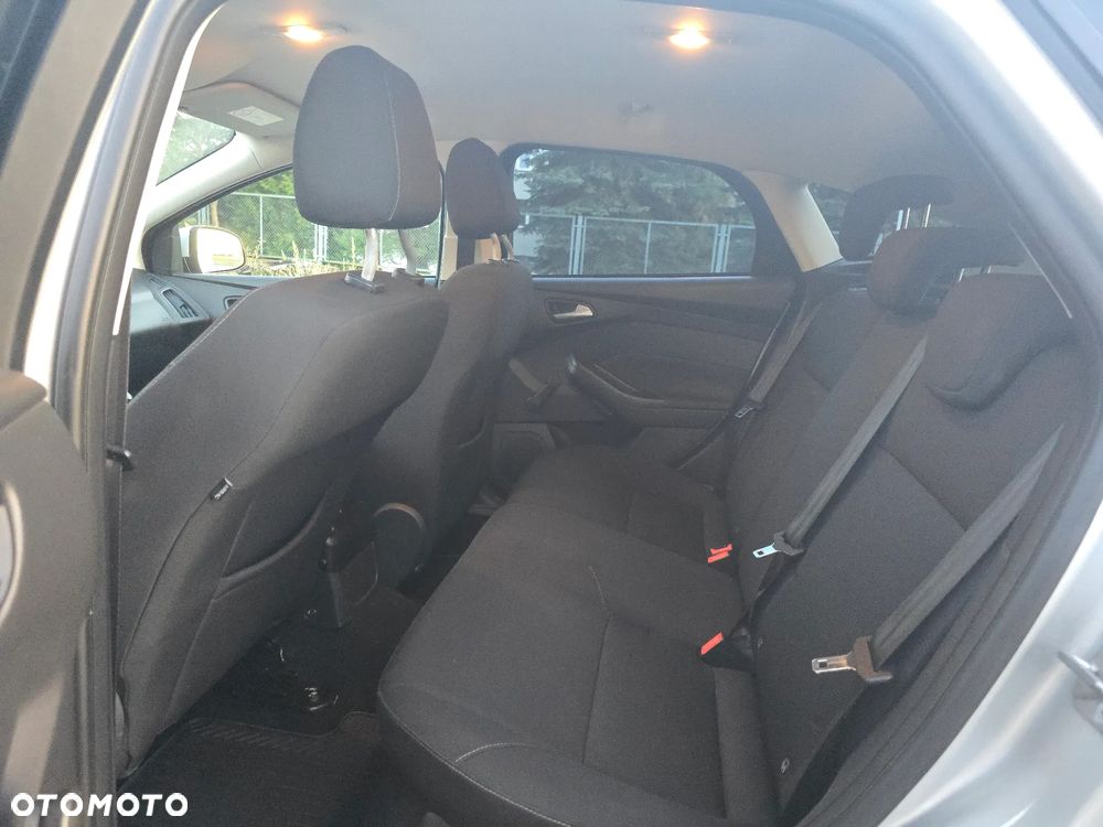 Ford Focus - 12