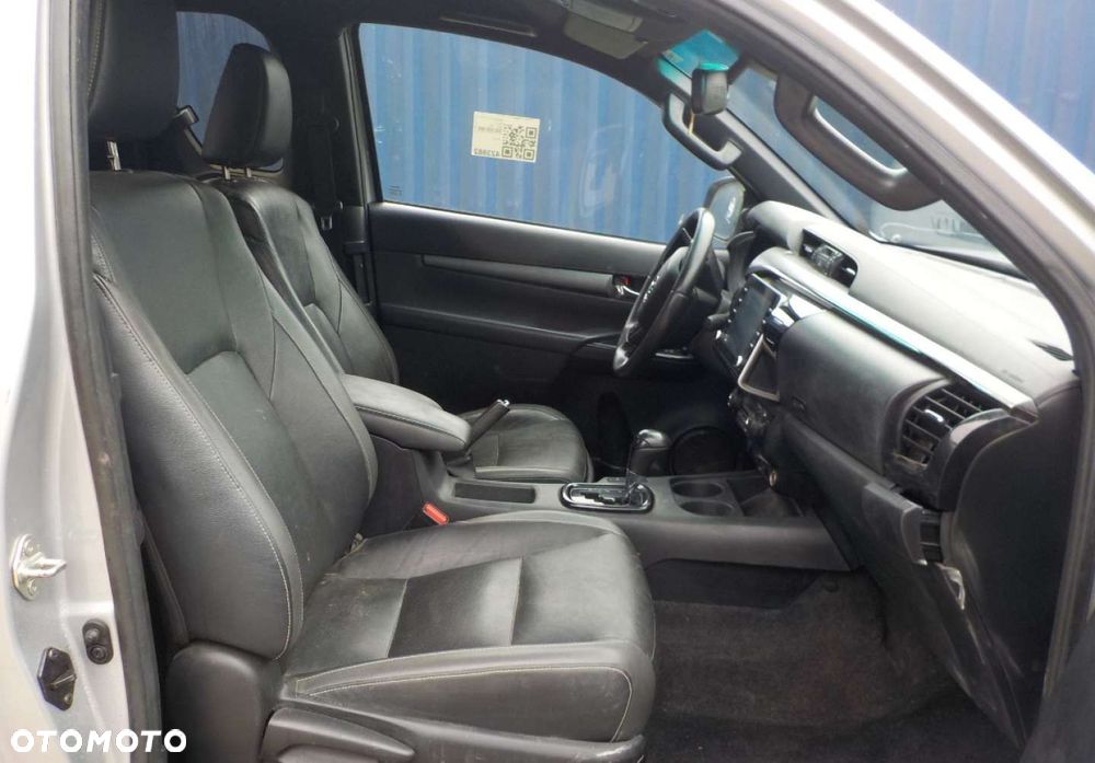 Toyota Hilux - 15
