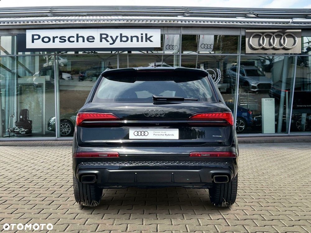 Audi Q7 - 4