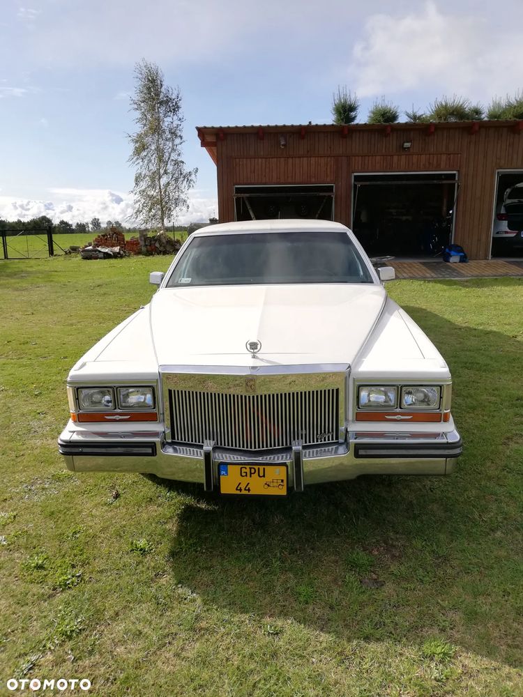 Cadillac Fleetwood 4.5 STD - 7