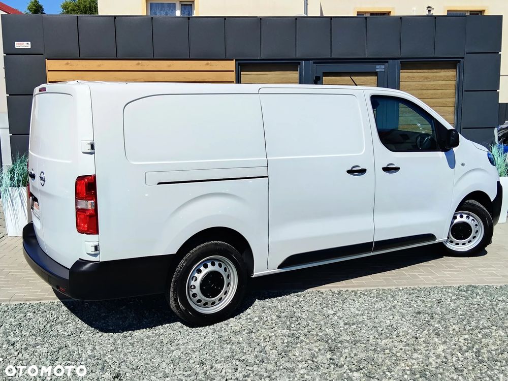 Opel Vivaro - 24