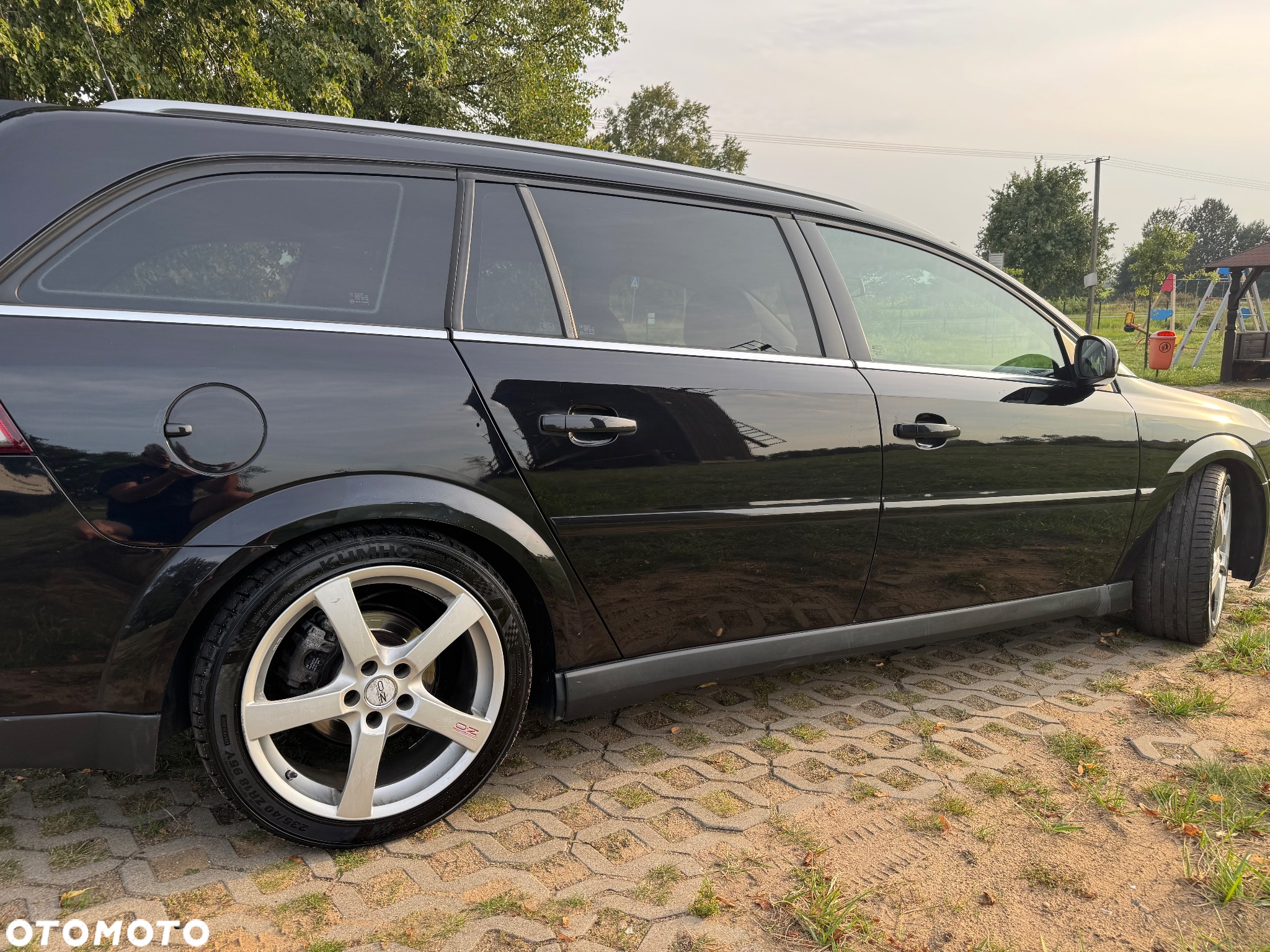 Opel Vectra 1.9 CDTI Caravan Automatik Cosmo - 2