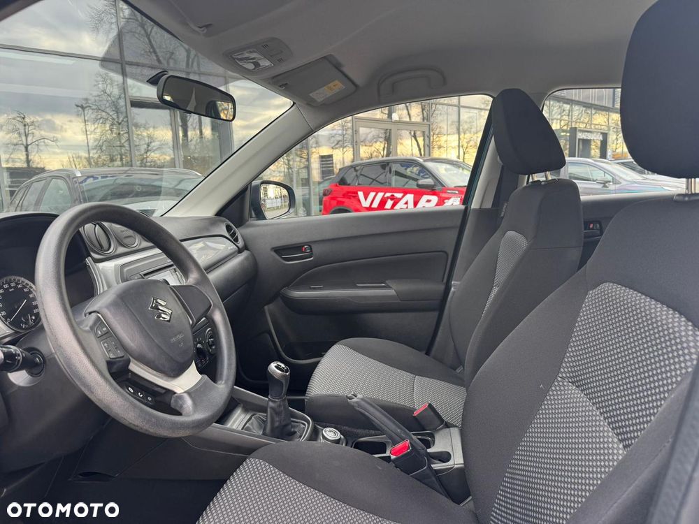 Suzuki Vitara 1.6 Comfort 4WD - 8
