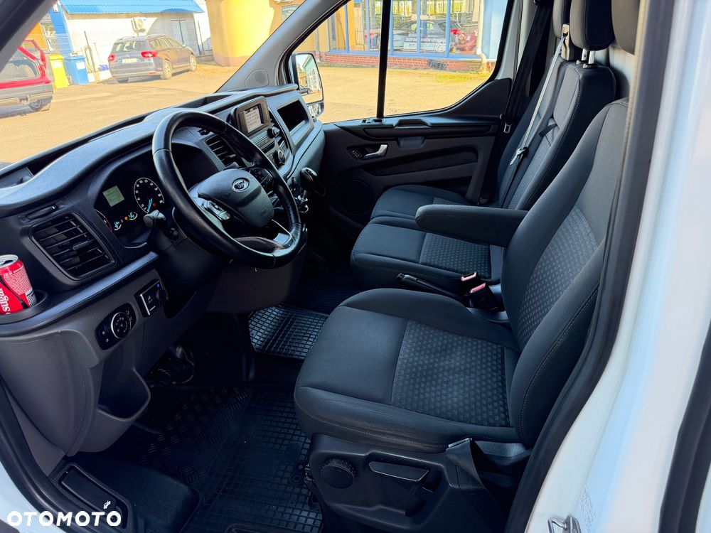 Ford Transit Custom 300 L2H1 - 17