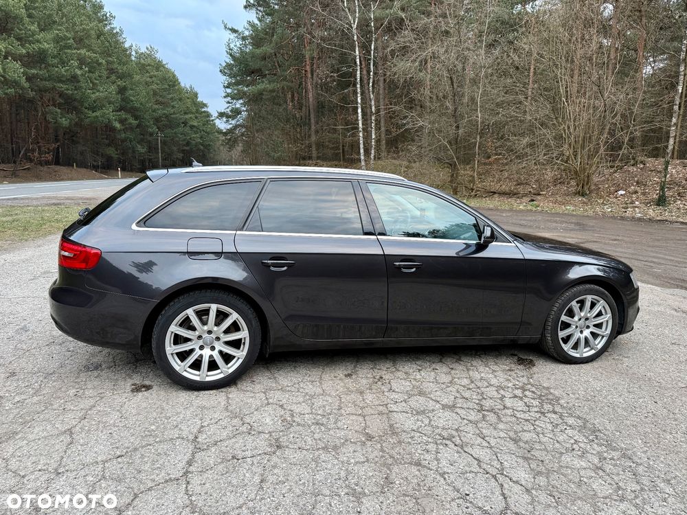 Audi A4 Avant 2.0 TDI DPF multitronic Attraction - 11