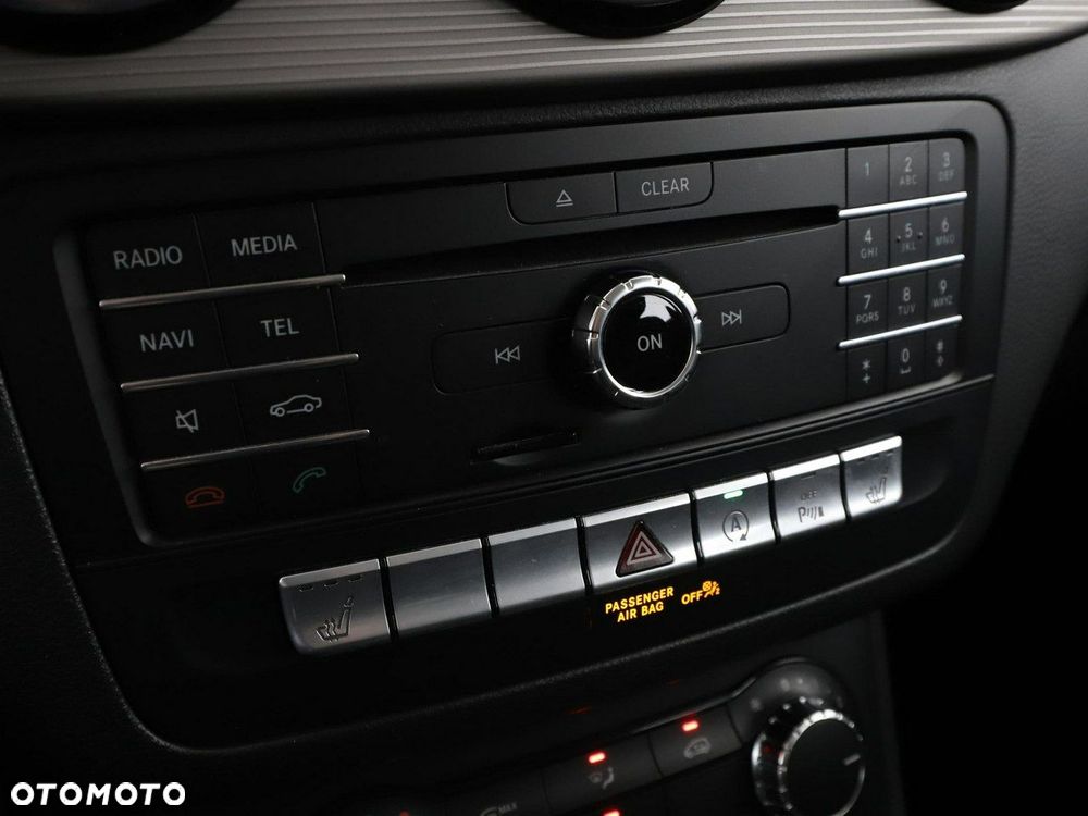 Mercedes-Benz Klasa B 180 Style - 25