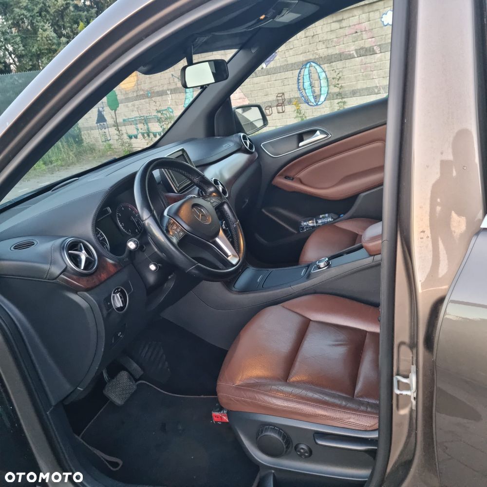 Mercedes-Benz Klasa B 180 CDI 7G-DCT - 11