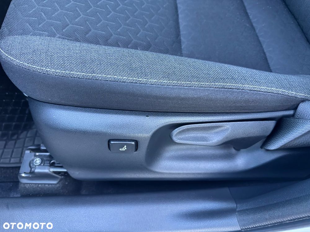 Toyota Yaris Cross - 15