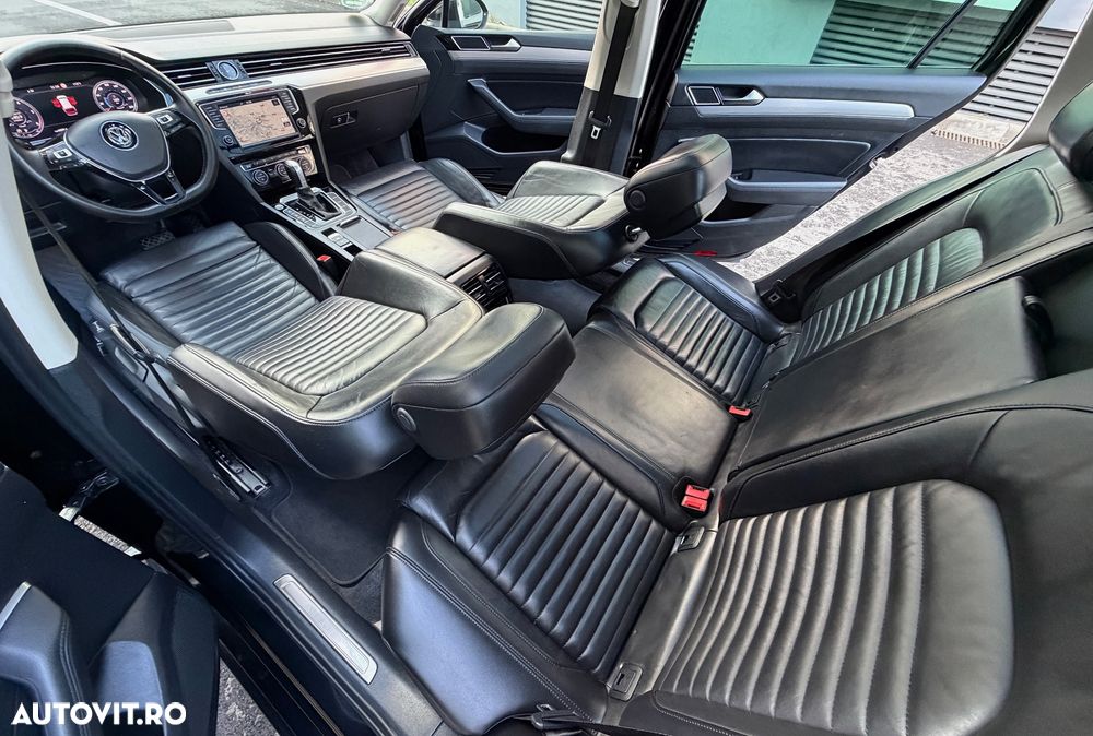 Volkswagen Passat Variant 2.0 TDI DSG Highline - 12