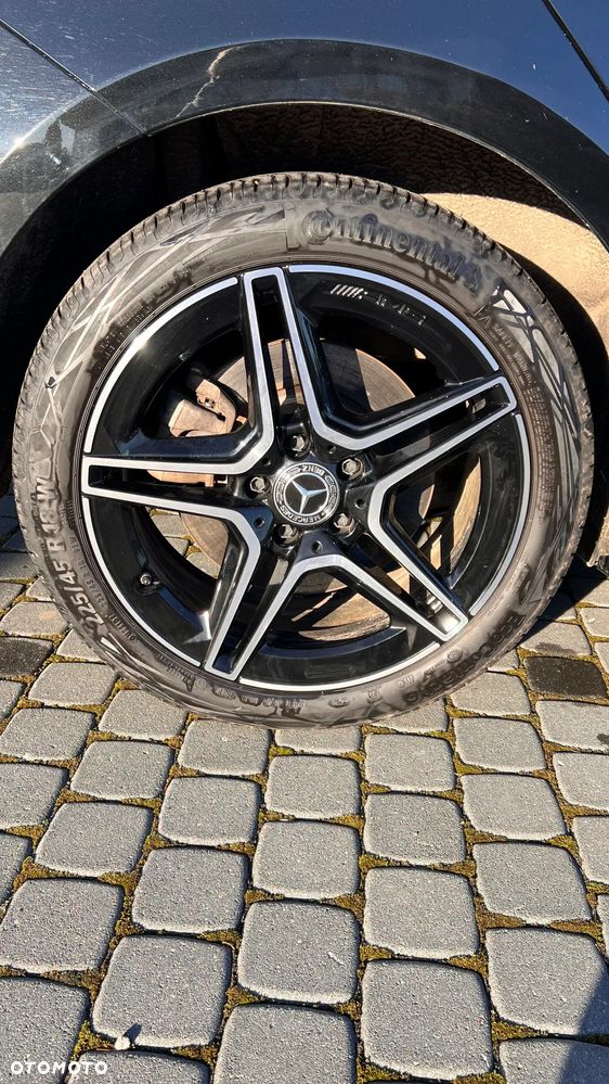 Mercedes-Benz CLA 250 e 8G-DCT AMG Line - 13