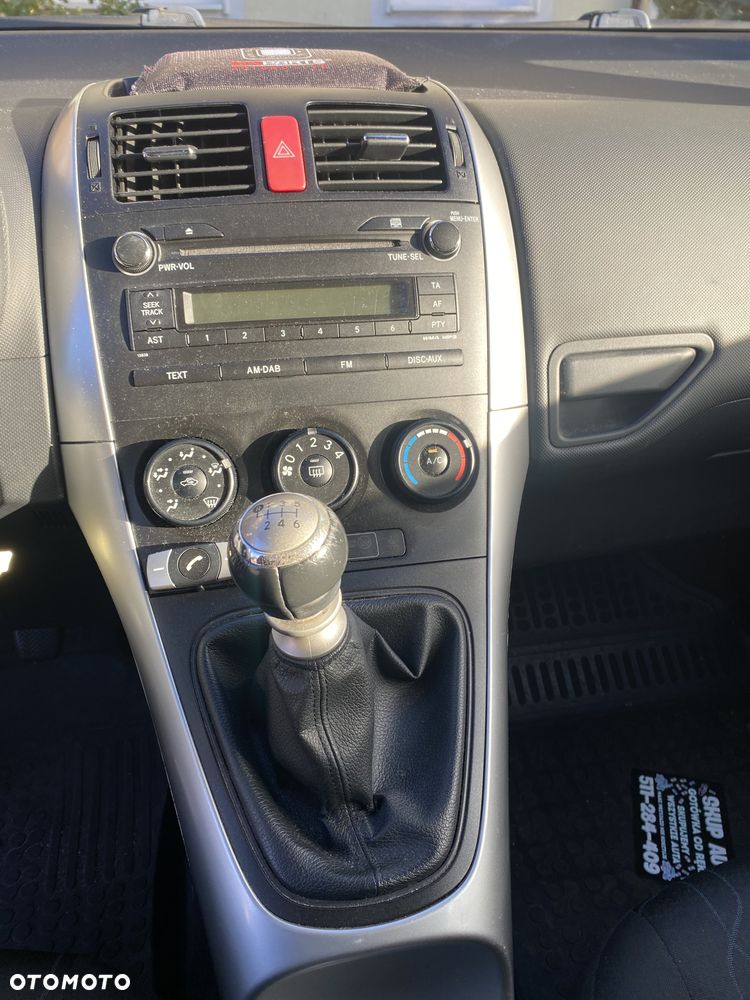 Toyota Auris 1.33 VVT-i Life - 9