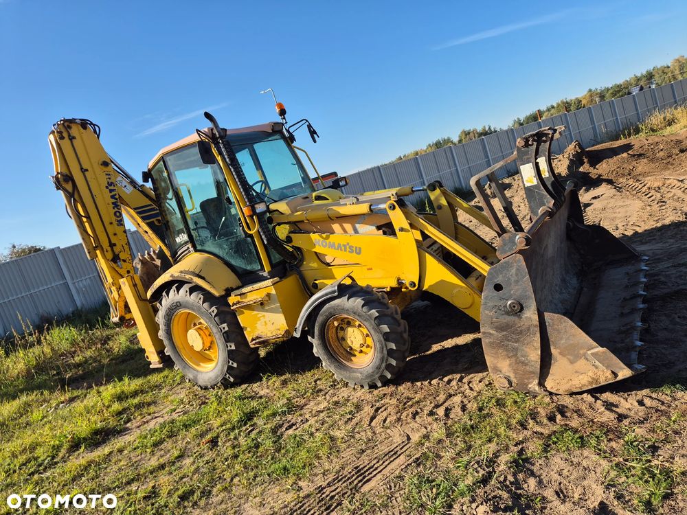 Komatsu WB93R 4x4 - 6