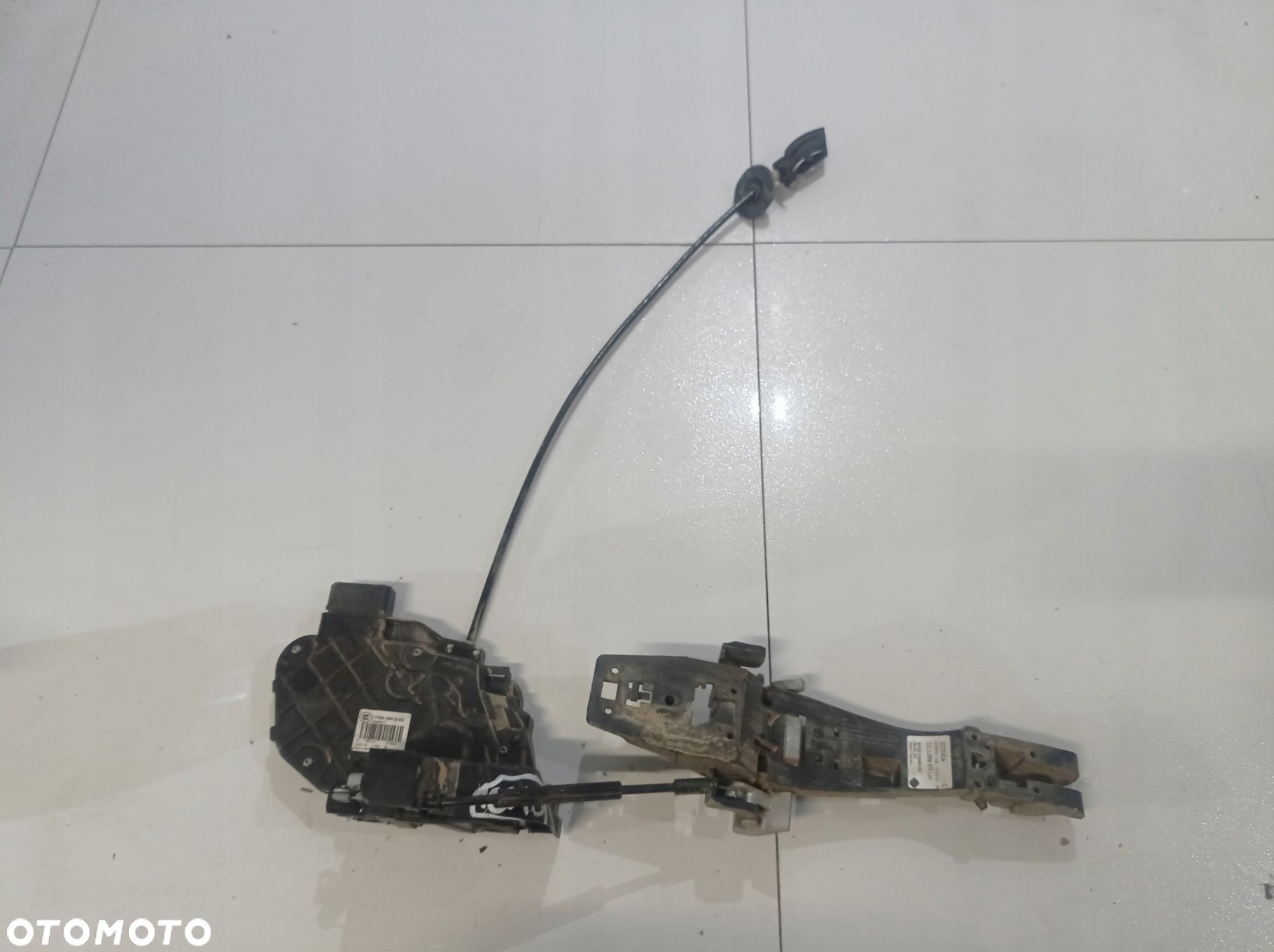 ROVER EVOQUE ZAMEK DRZWI LEWY TYŁ 7H5A-26413-AC - 1
