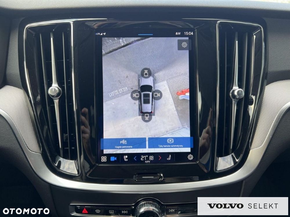 Volvo V60 Cross Country - 28