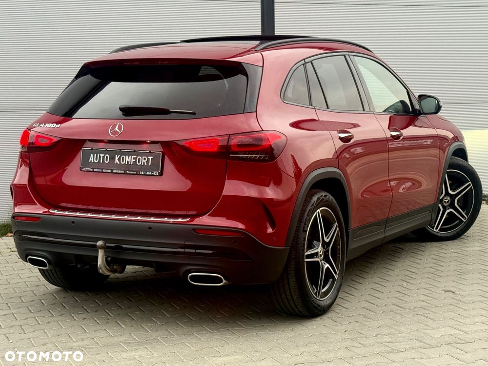 Mercedes-Benz GLB - 17