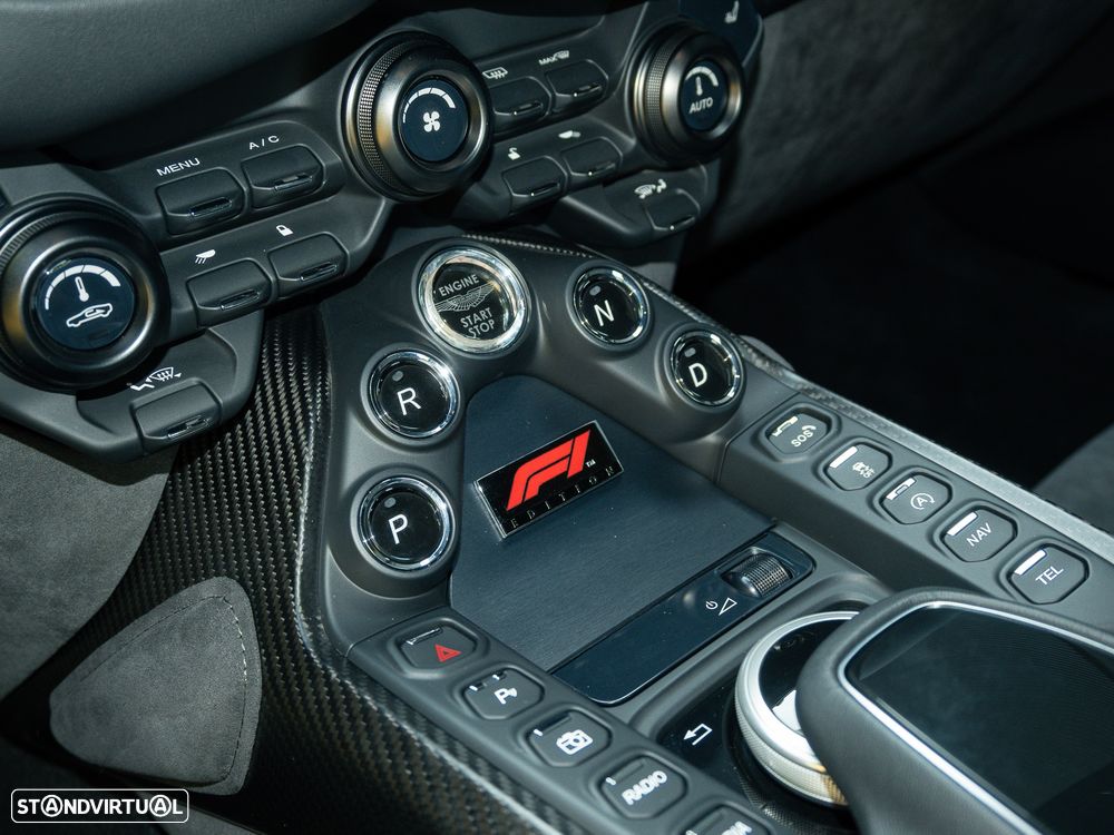 Aston Martin Vantage Coupe V8 F1 Edition - 32