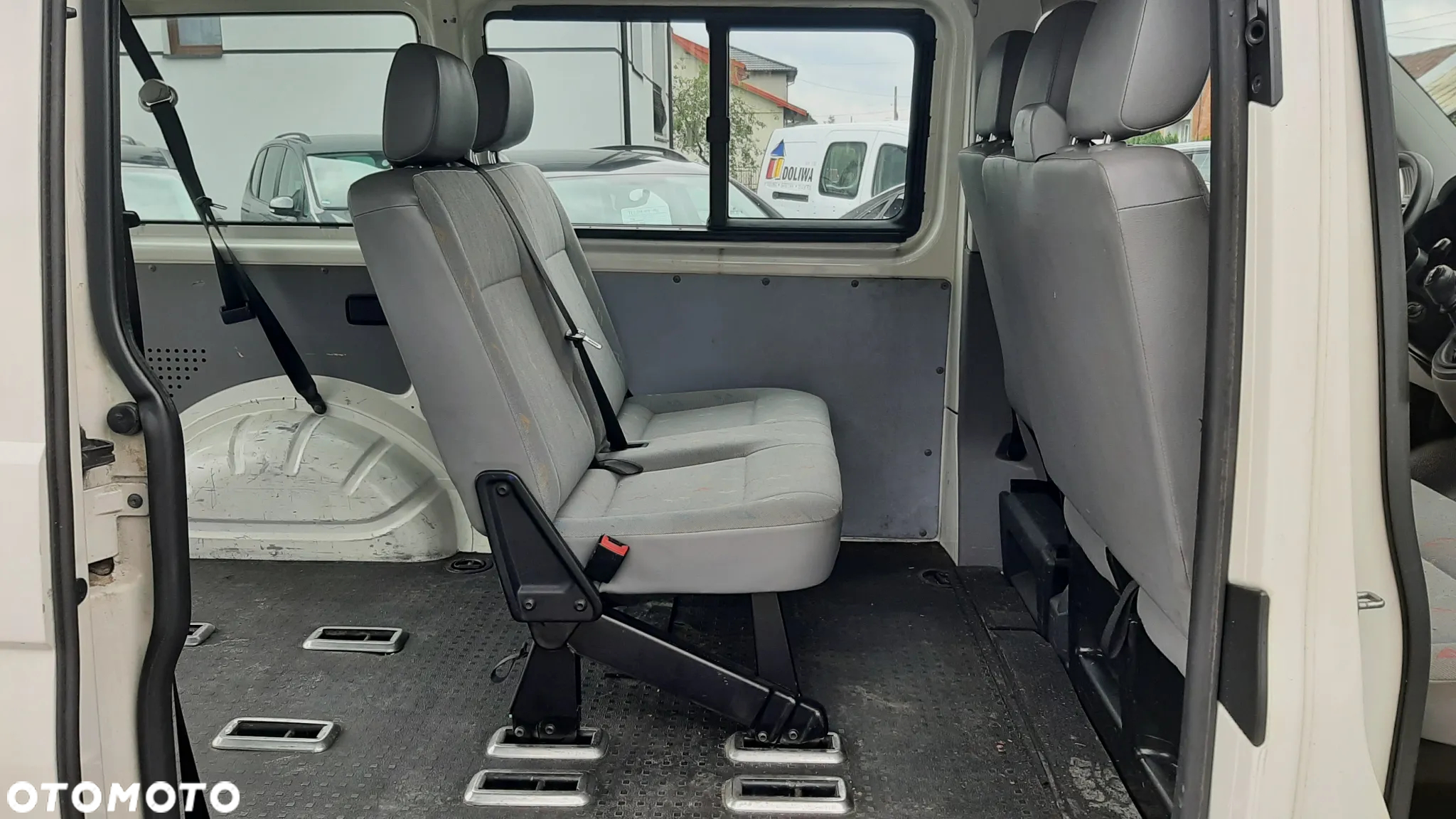 Volkswagen Transporter Caravelle Kurz Comfortline - 14