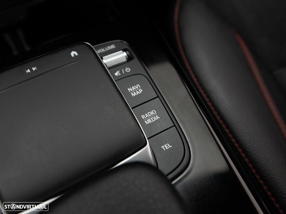 Mercedes-Benz A 250 Limousine - 23