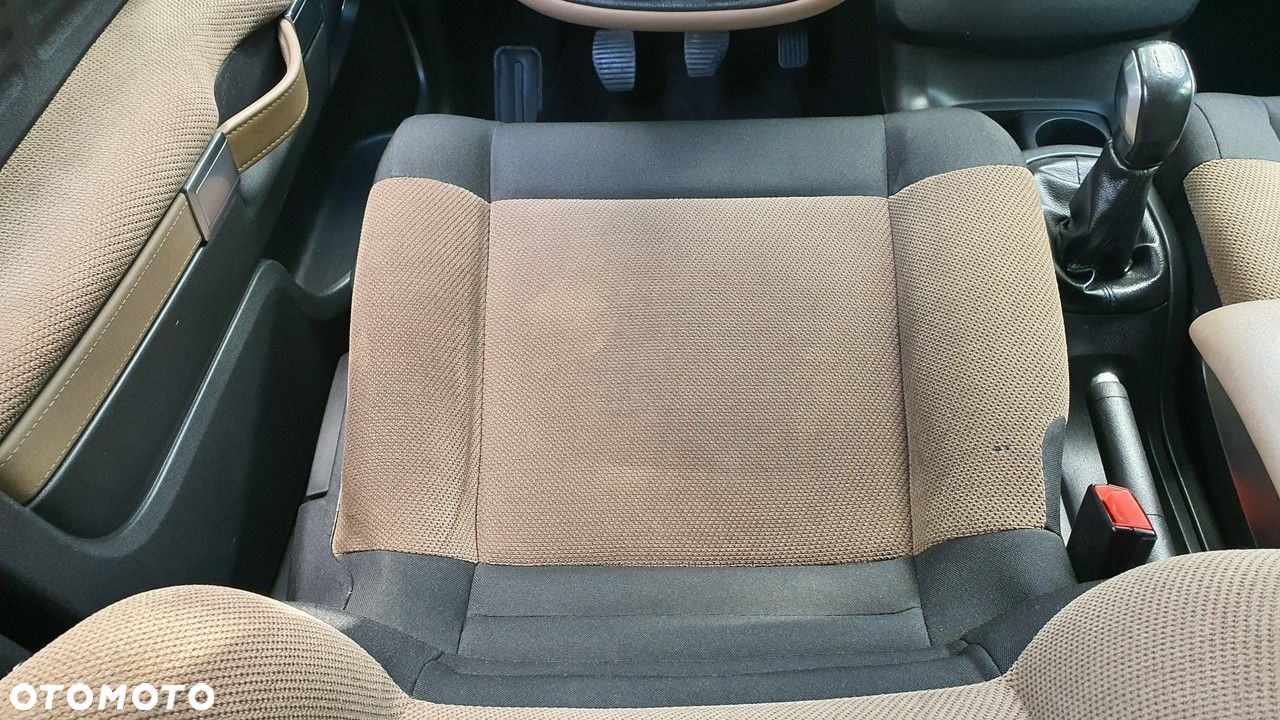 Citroën C4 Cactus - 17