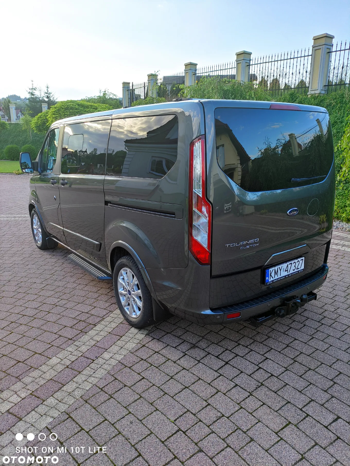 Ford Tourneo Custom 2.0 EcoBlue L1 Titanium - 3