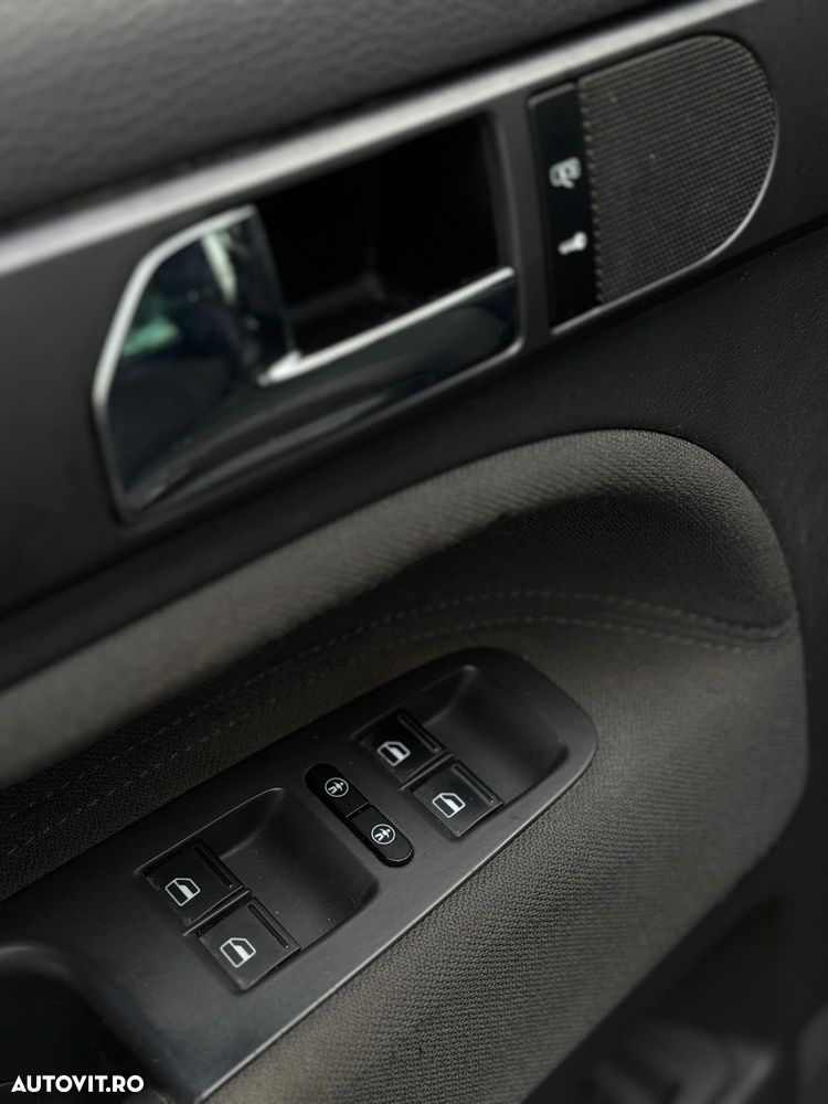 Volkswagen Touareg 2.5 R5 TDI DPF Aut. - 32