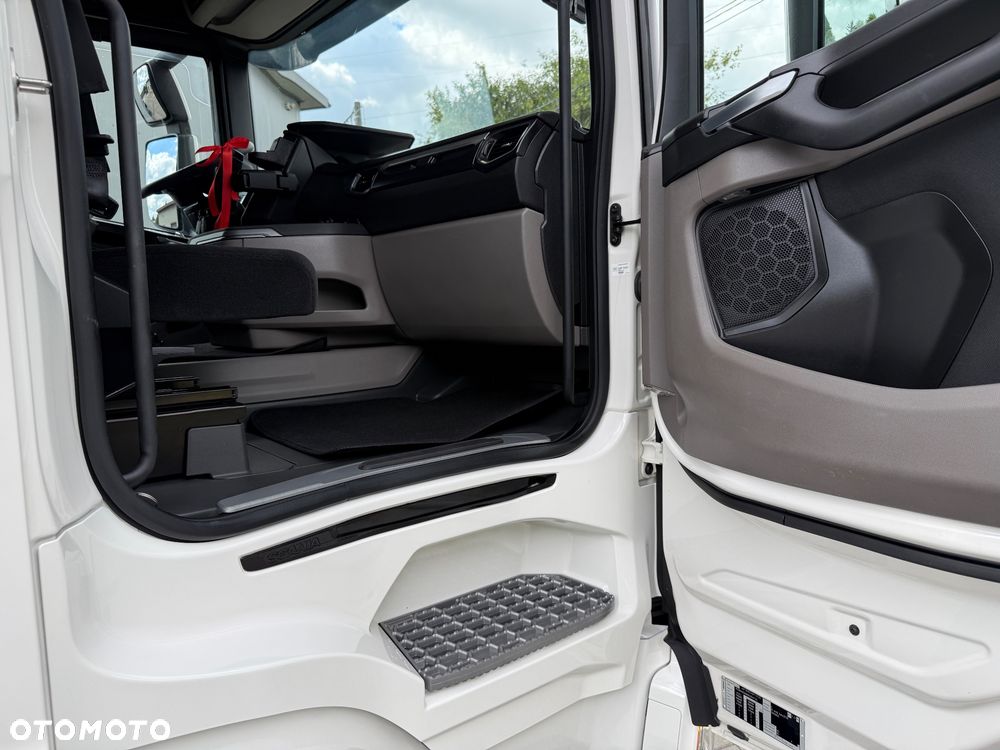 Scania - 36
