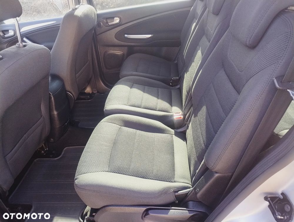 Ford S-Max 2.0 EcoBoost Titanium - 13