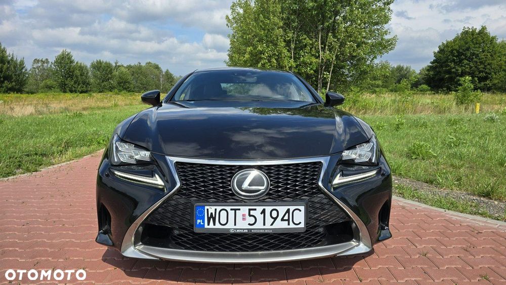 Lexus RC - 10