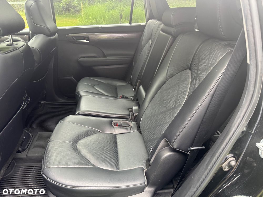 Toyota Highlander 2.5 Hybrid Executive - 34