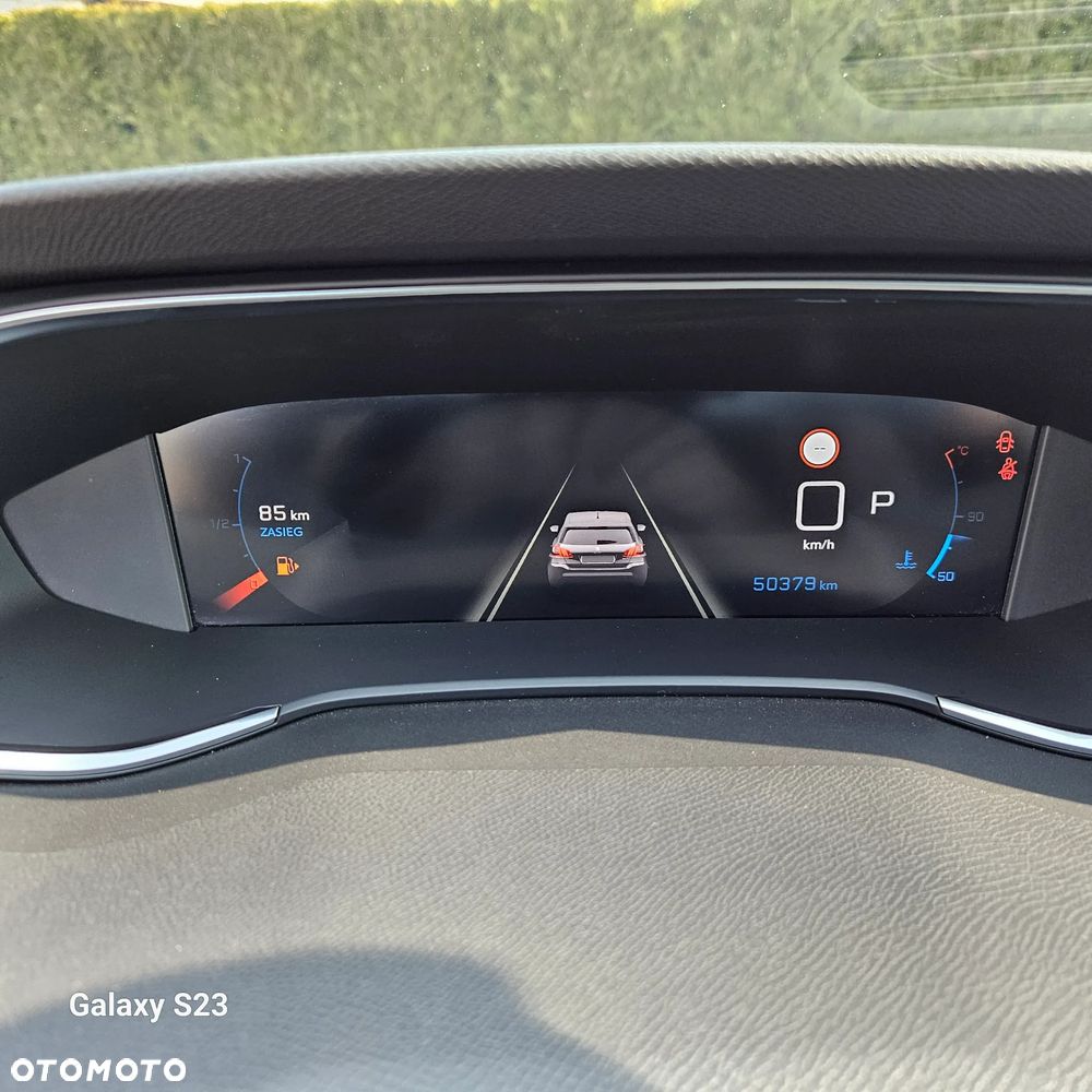 Peugeot 308 BlueHDi 130 EAT8 Allure - 19