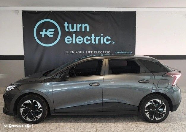 MG MG4 64 kWh Luxury - 1