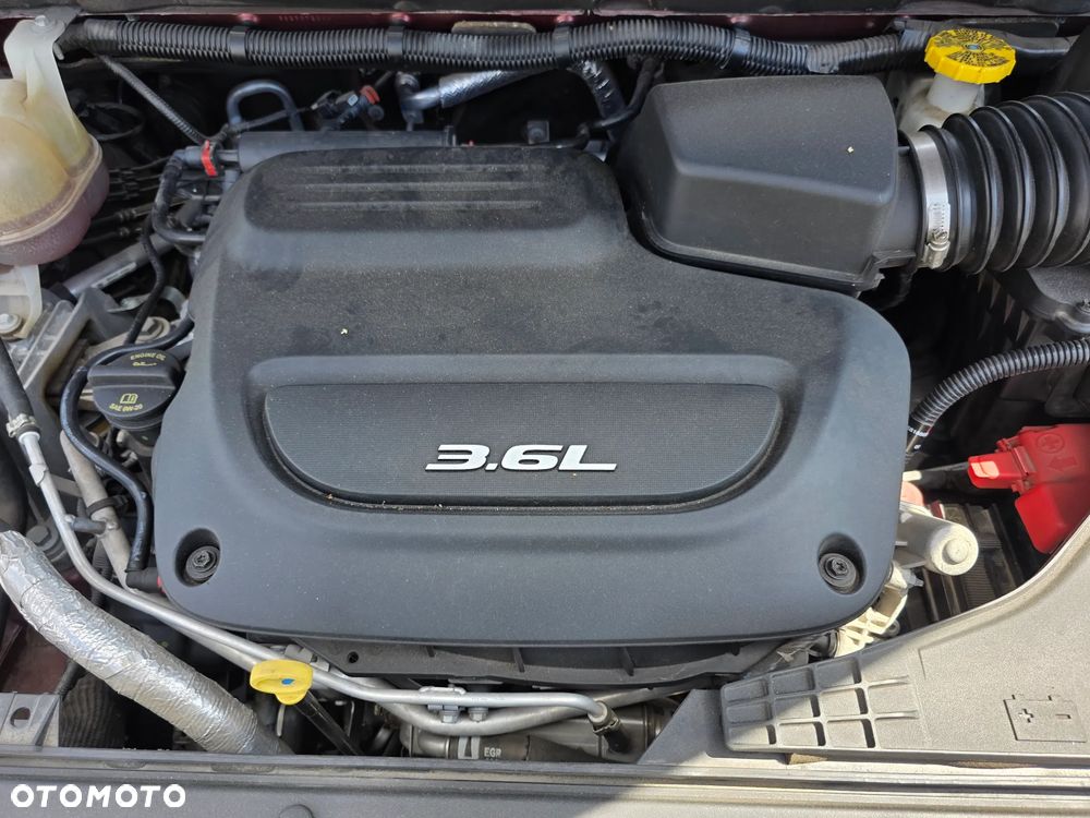 Chrysler Pacifica - 23