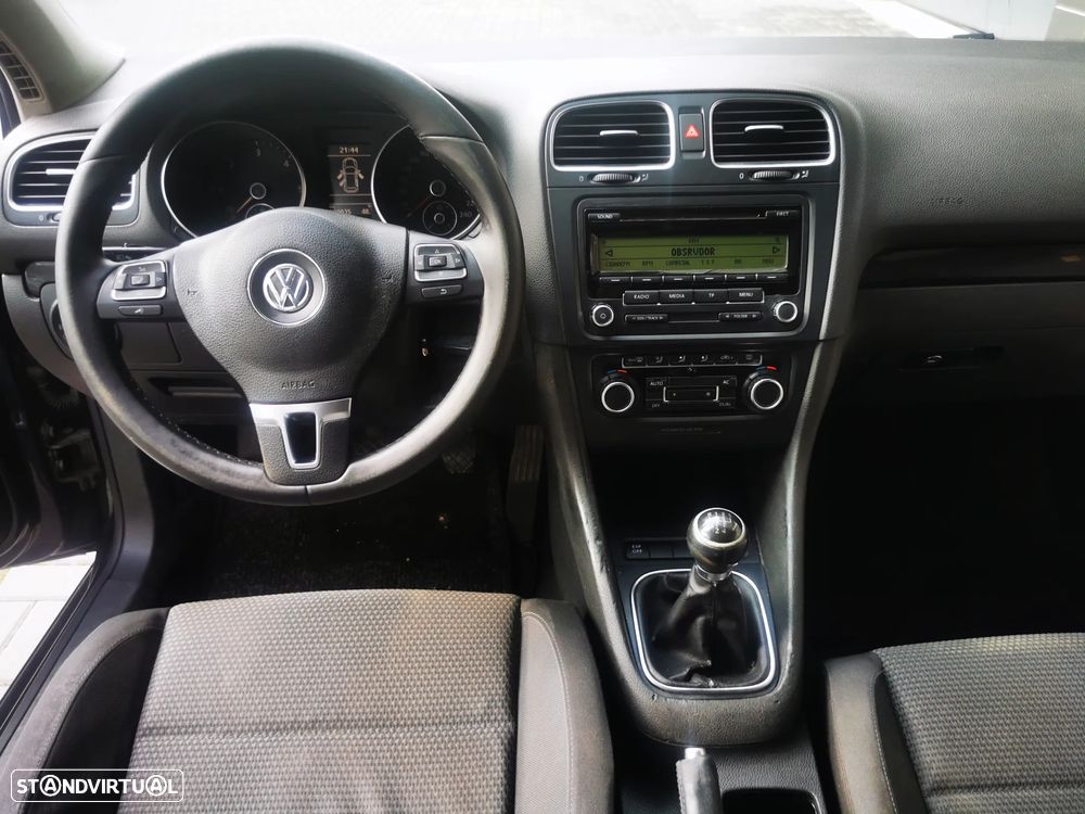 VW Golf 1.6 TDi Confortline - 18