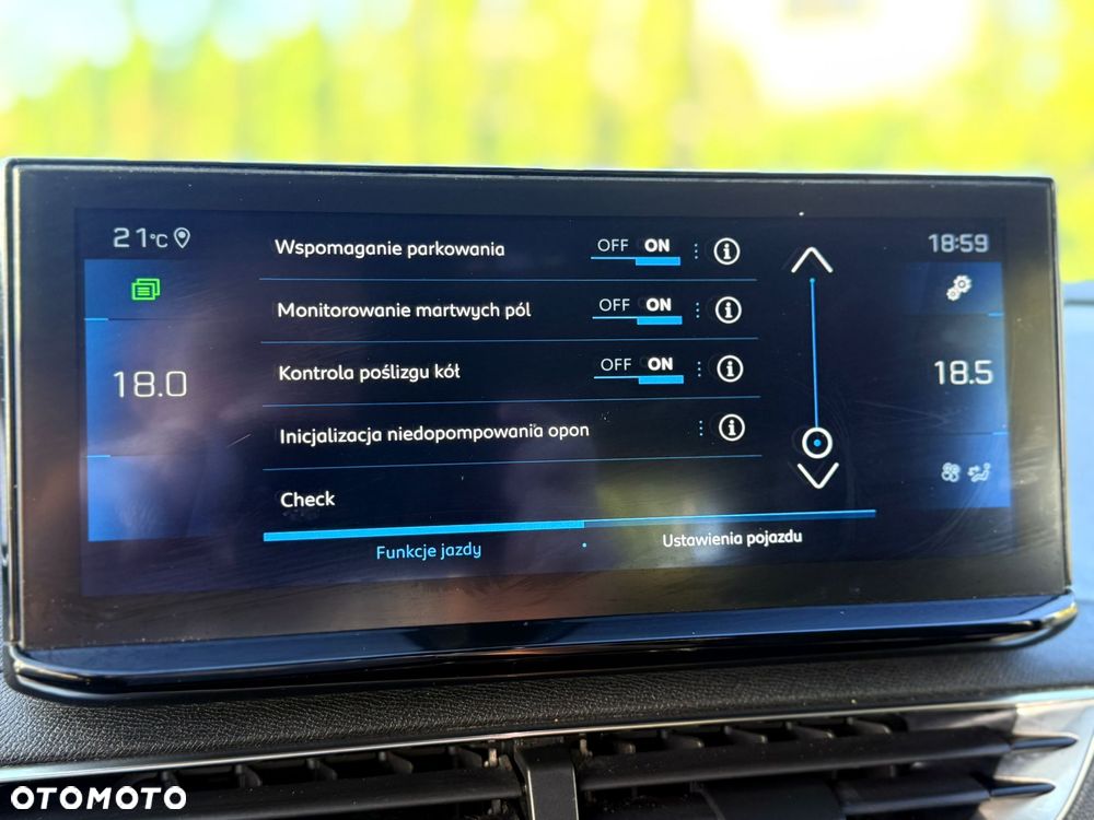 Peugeot 5008 BlueHDi 130 EAT8 GT - 19