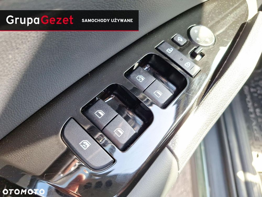 Kia Sportage 1.6 T-GDI MHEV Business Line 2WD DCT - 20