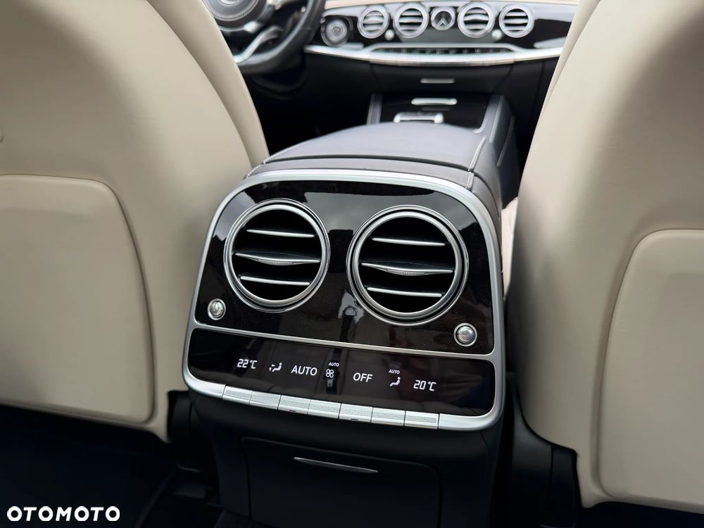 Mercedes-Benz Klasa S 560 4-Matic L 9G-TRONIC - 20