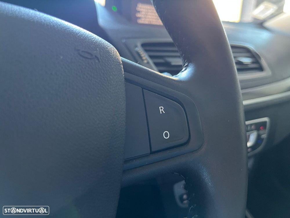 Renault Mégane Sport Tourer 1.5 dCi Dynamique S - 21