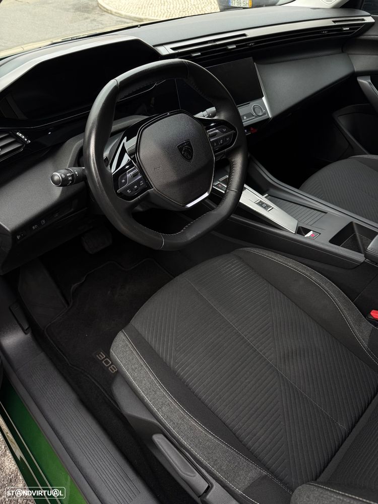 Peugeot 308 Plug-In Hybrid 180 e-EAT8 GT - 12