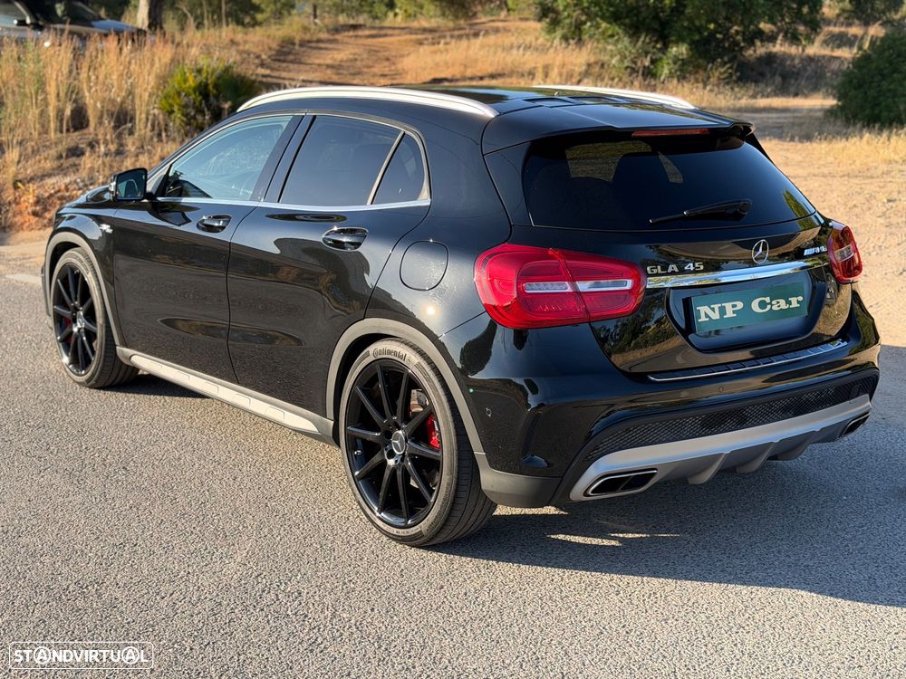 Mercedes-Benz GLA 45 AMG 4Matic Speedshift 7G-DCT - 4