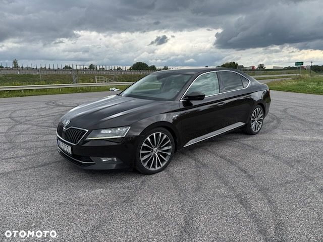Skoda Superb 2.0 TDI L&K DSG - 1