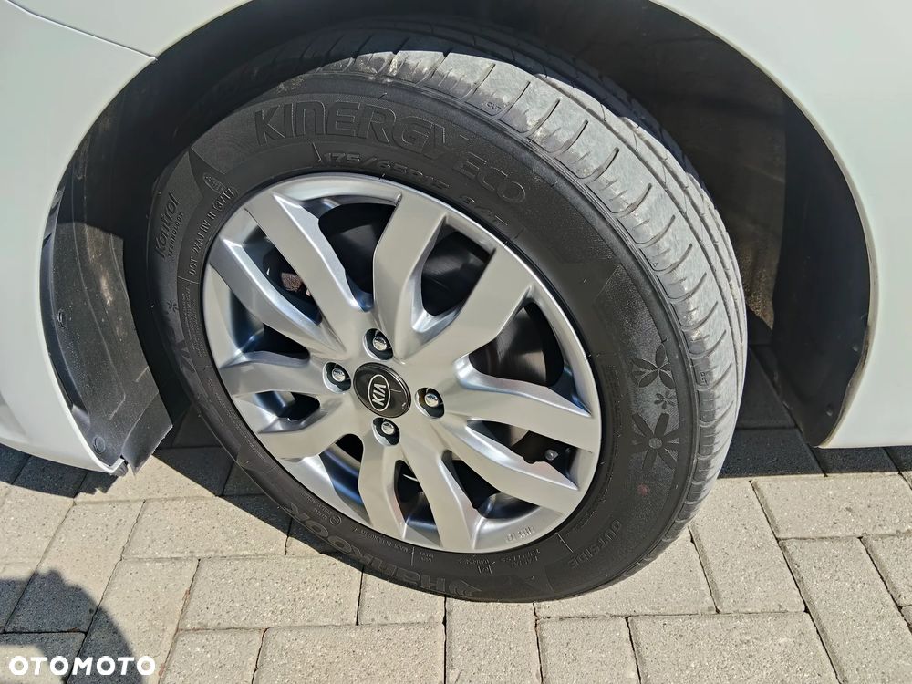 Kia Rio 1.2 Attract - 21