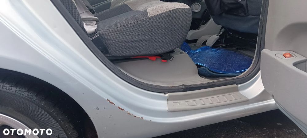 Renault Scenic 2.0 16V Alize - 24