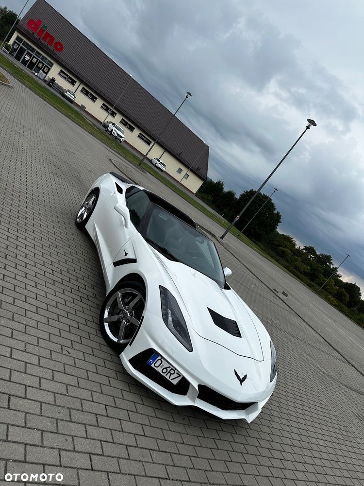 Chevrolet Corvette - 10