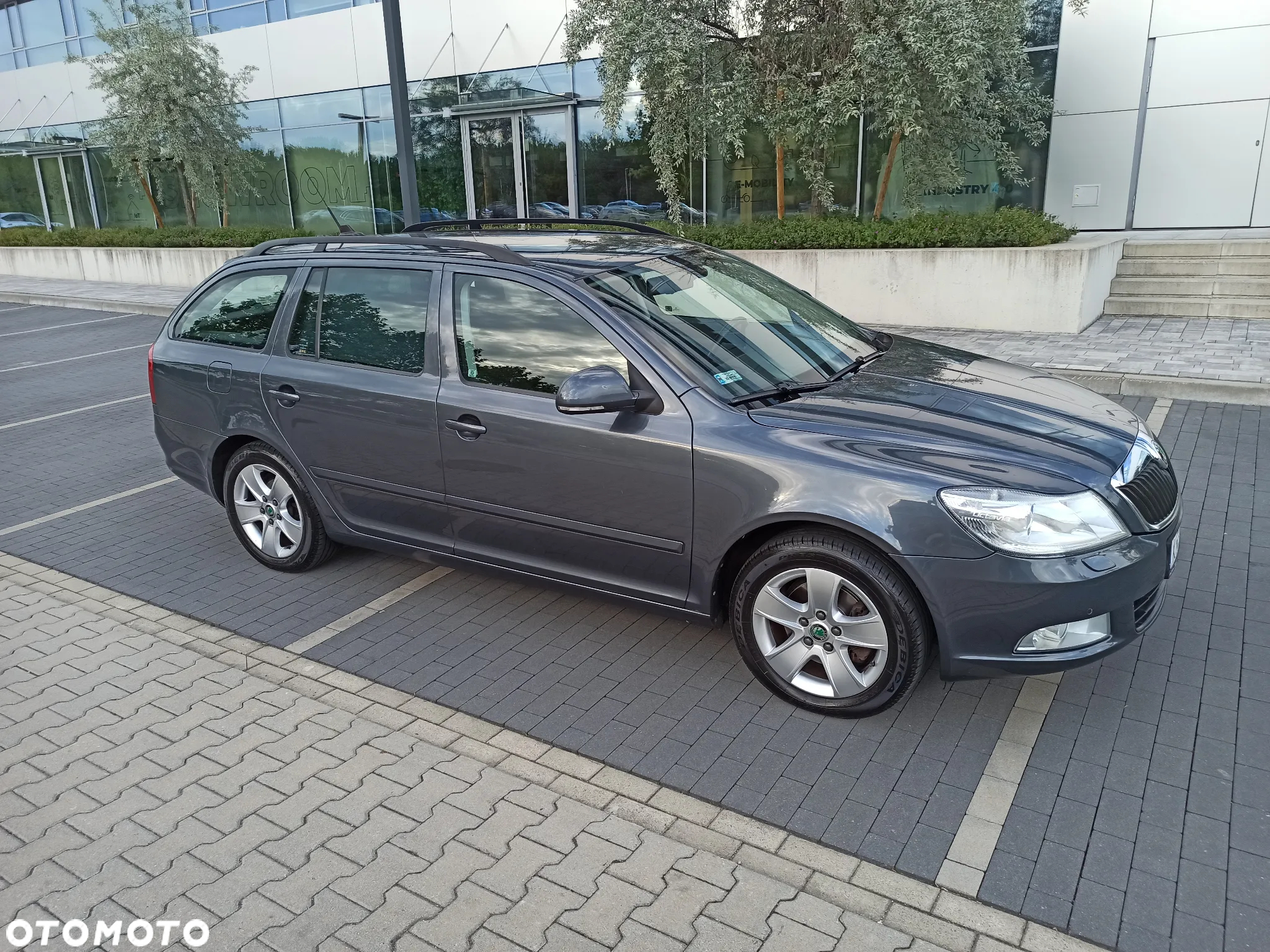 Skoda Octavia 2.0 TDI DPF Elegance - 7