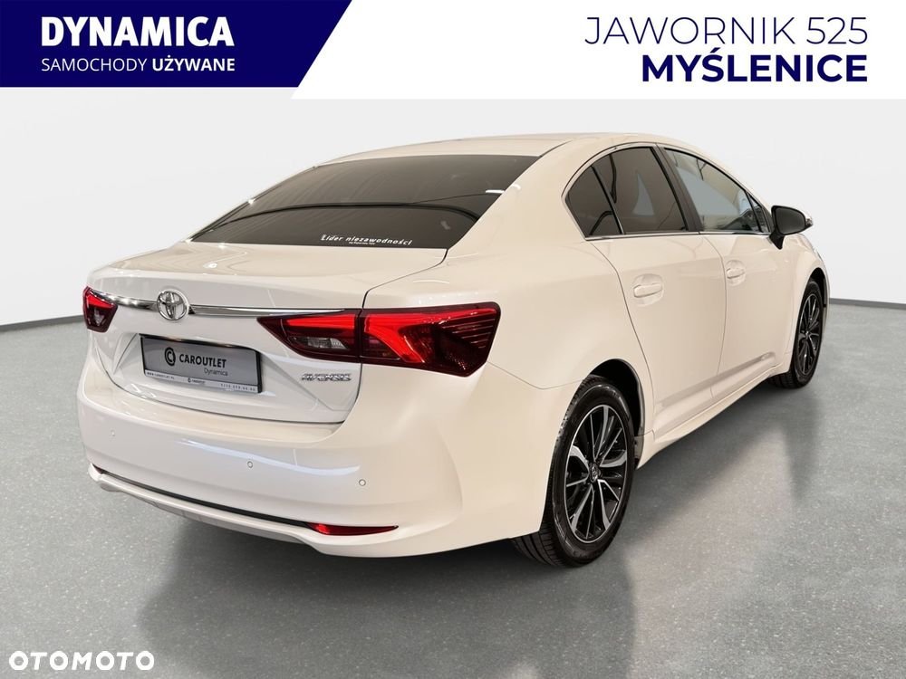 Toyota Avensis - 9