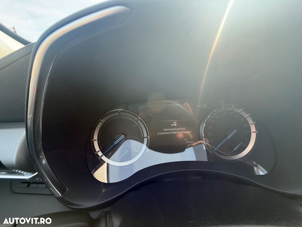 Toyota Highlander 2.5 Hybrid Luxury - 14