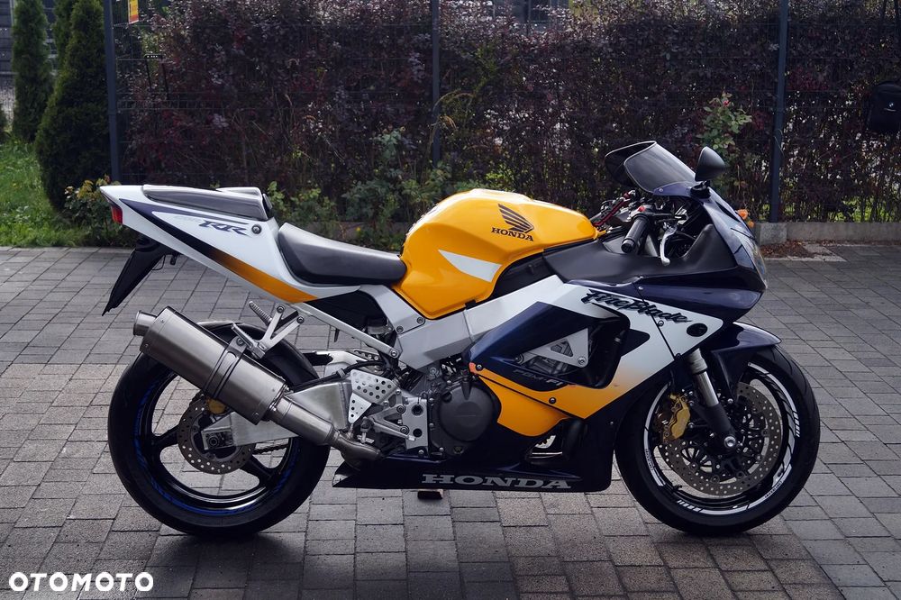 Honda CBR - 6